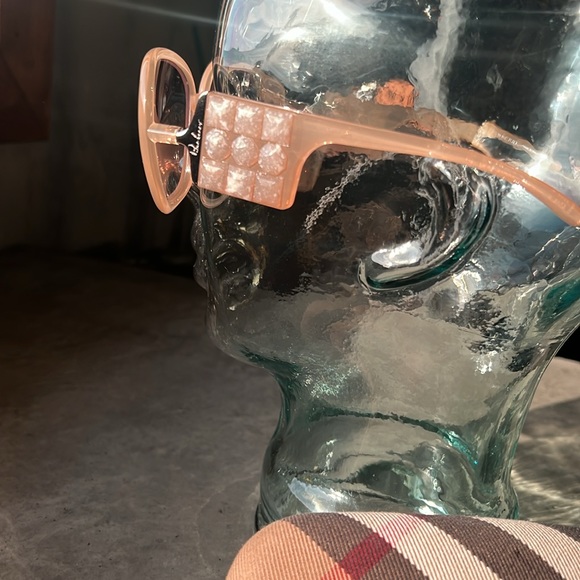 •Burberry sunglasses - Picture 4 of 5